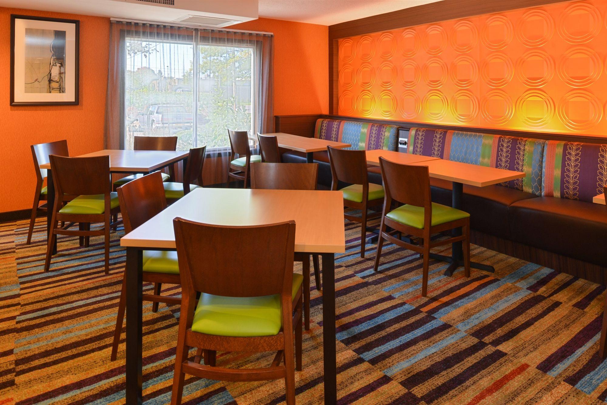Fairfield & By Marriott Lexington Georgetown/college 3* Georgetown
