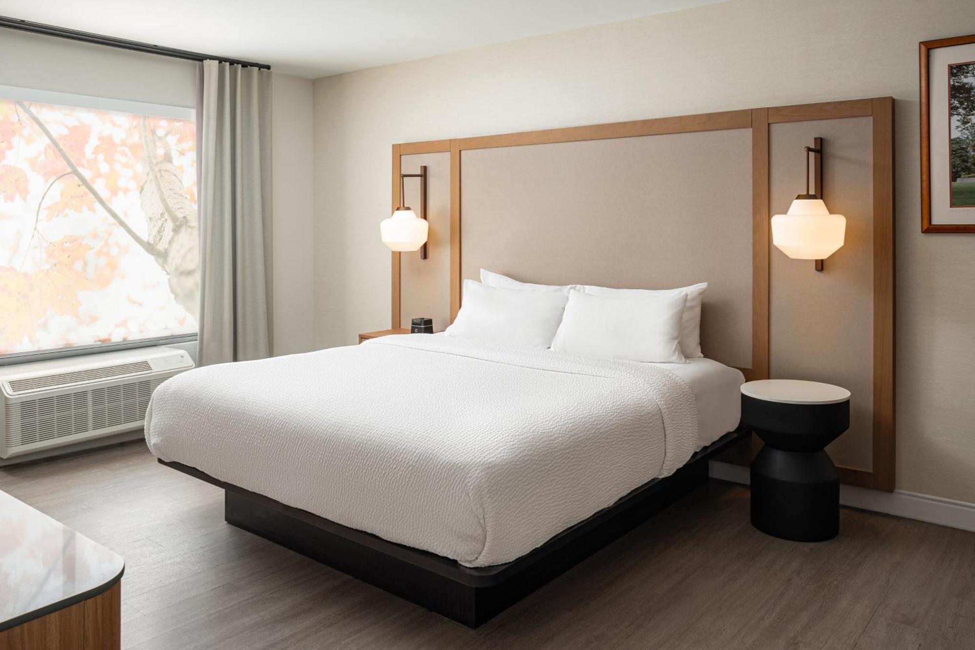 Fairfield & By Marriott Lexington Georgetown/college Hotel