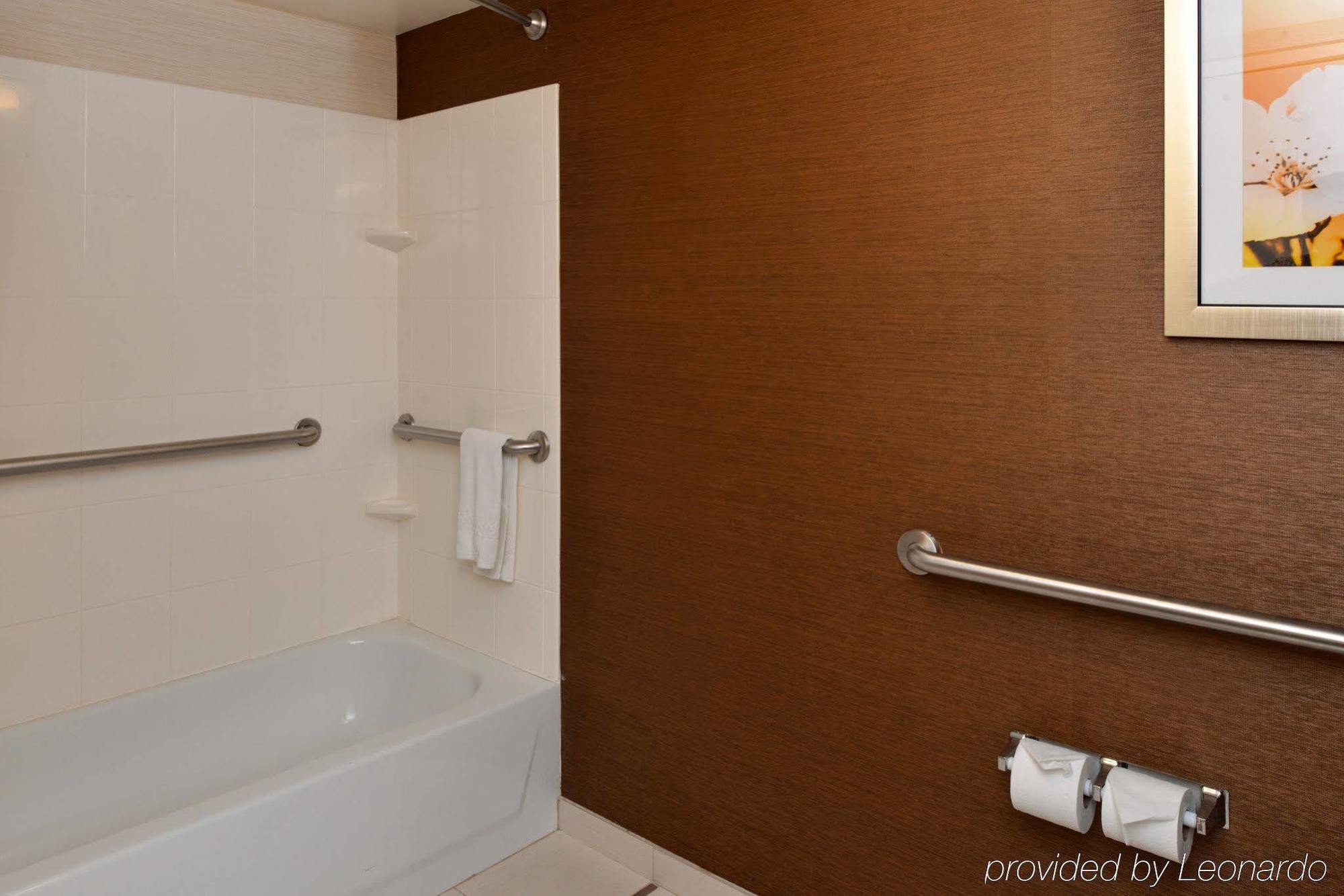 Fairfield & By Marriott Lexington Georgetown/college Georgetown